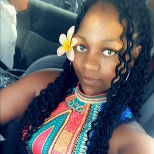 Meet your Posher, Tiffany